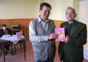 edde2.jpg (95876 bytes)